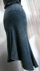fitted-skirt-backview